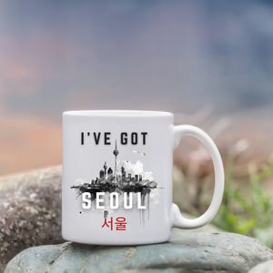 11oz Ceramic Mug,seoul 서울 gift,Korean Mug,Seoul Mug,Korean Cup,kdrama mug,seoul skyline,Korean hangul,south korea,black and white art,