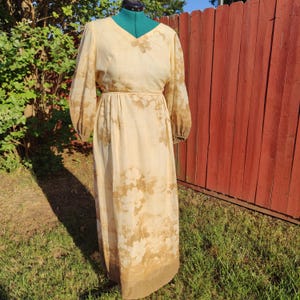 Vintage Long Sleeve Maxi Dress Floral Flowers Tan, Cream, Brown Flowy Boho Casual Even Party Wedding Unbranded (vintage Size 13 - 14)