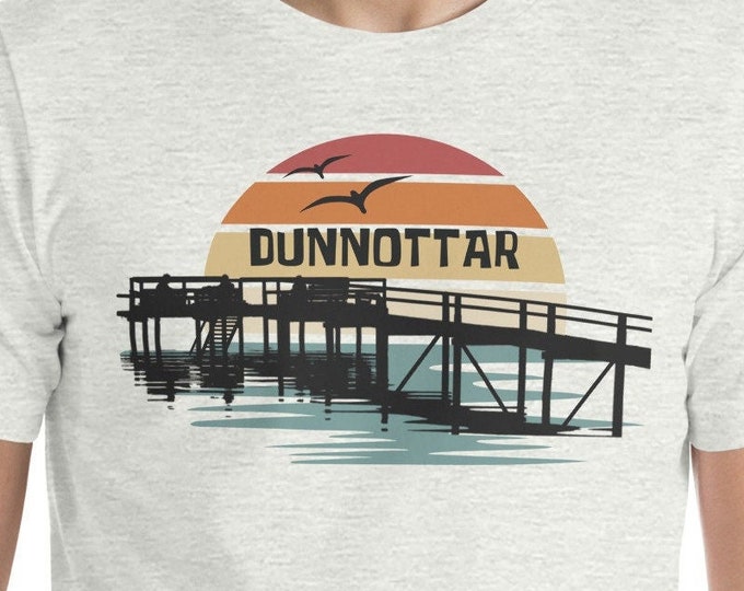 Dunnottar Retro Sunset T-shirt, Personalized Lake Unisex Tee, Cottage Lake Life Gift, Manitoba Interlake Shirt
