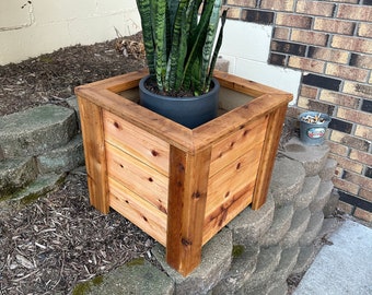 Cedar planter box