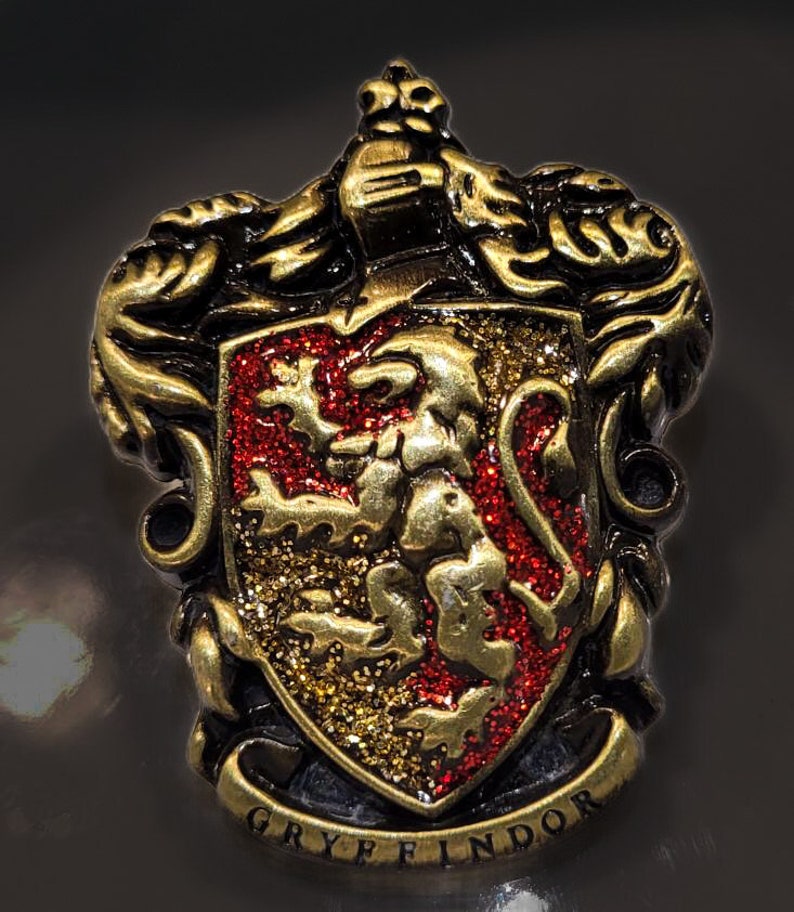 Hogwarts Wizard Enamel Crest Pins Etsy