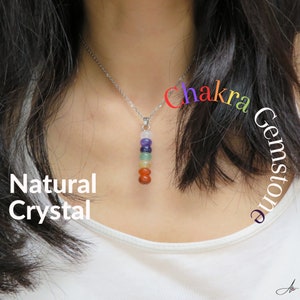 Natural Crystal Chakra Gemstone Chip Pendant Necklace,7 Chakra Stones Pebble Pendant,Energy Healing,Crystal Jewelry Accessory Women Necklace