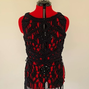 Schwarze Jacke mit Fransen, Handgemachte Jacke für Frauen, See thru Jacke, Krawatte Bügelfrei Sommerjacke, Baumwolljacke, Bügelfrei Ausgehjacke