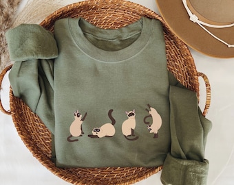 Siamese Cat Sweatshirt | Siamese Cat Shirt,Siamese Cat Gift,Siamese Cats Shirt,Cat Mom Sweatshirt,Cat Dad Sweatshirt,Siamese Cat Lover Gift