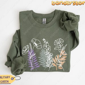 Custom Birth Month Flower Sweatshirt: Boho Floral Mother&#39;s Day Sweater