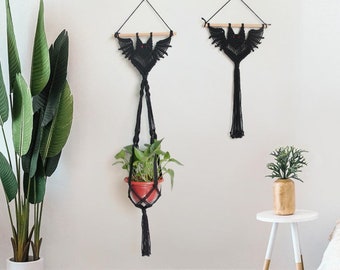 Gothic Bat Decor, Hanging Macrame, Witchy Room Decor, Halloween Decor, Dark Wall Art, Hanging Plant Holder, Bat Decorations