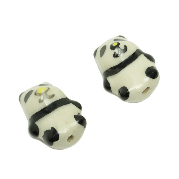 Glazed Ceramic Panda Bead / Carved Bead / Figure Ceramic Bead / Animal Charm Bead / Mini Panda Bead / Connector Bead / Jewelry DIY 20*15mm