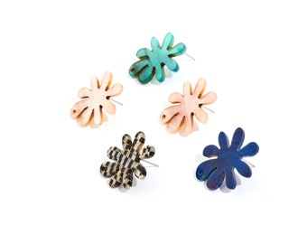 Acrylic Flower Earring Stud / Transparent Earring Post / Sunflower Earring Stud / Colorful Flower Stud with Hole / Jewelry DIY 32*27 mm