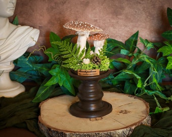 Amanite panthère socle pour cabinet de curiosités decoration sorcière funghi fungi champignon mushroom céramique faïence moody cottage