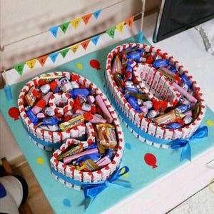 Pralinentorte Riegeltorte Süßigkeiten Kuchen Geburtstag Geburtstag Zahl Zahl Schokolade Schokolade Kinderriegel Form