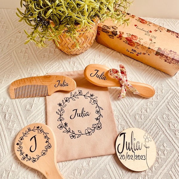 COFFRET ZOÉ : Brosse et Miroir en bois personnalisés