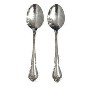 Vtg 1881 Rogers Oneida Stainless Arbor Rose True Rose Place Oval Soup Spoon 2