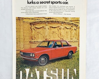 Publicité imprimée vintage Datsun Nissan 510 2 portes berline 1972 en couleur 20,4 x 28,8 cm (8 x 11 po.)