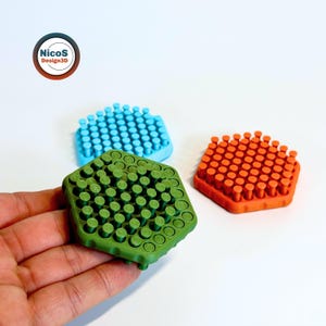 STL-fil - 3D-utskriftsmodell | Hexagon Wobble Pins Fidget-nyckelring med tillfredsställande glidstift för stresslindring bild 6