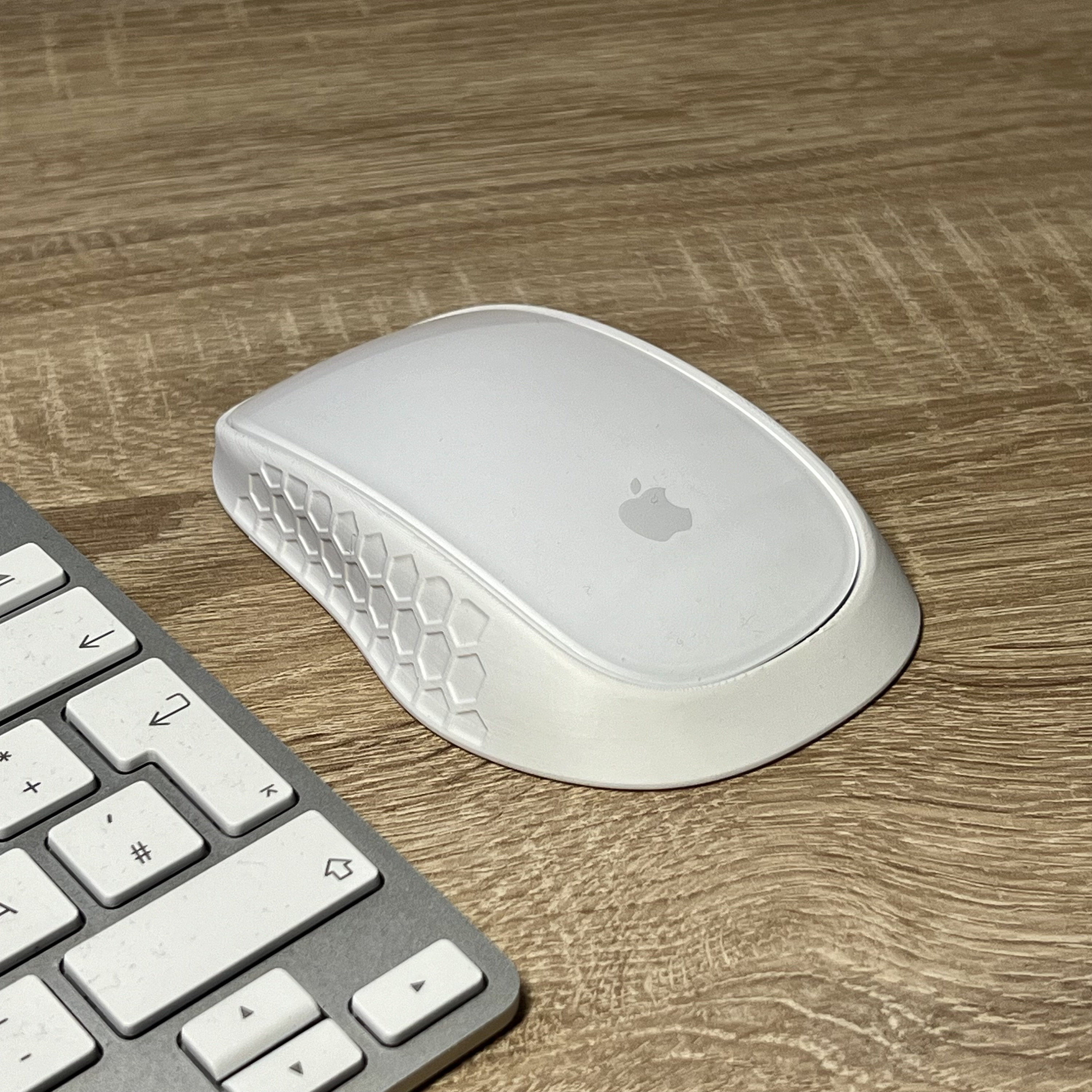 Apple Magic Mouse Ergonomic Case Extra Grip STL File for 3D Printing