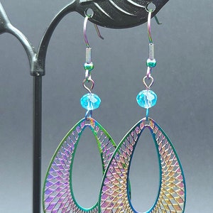 Orecchini ritagliati geometrici, multicolori, forma a goccia, perline di vetro blu, gioielli Boho, regalo per lei, iridescente, olografico