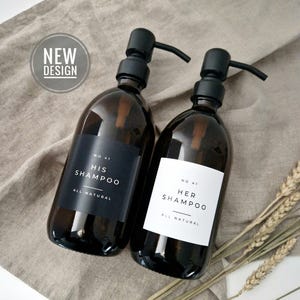 Gepersonaliseerde zeepdispenser aangepast label | Amberkleurig glas, plastic pompfles | Hervulbare minimalistische badkamer