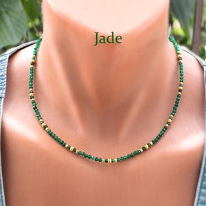 Collier en or en jade • Collier en jade délicat, collier de perles faites main en jade vert • Bijoux en jade avec pierres précieuses • Minuscule, délicat, micro, petit • SD25