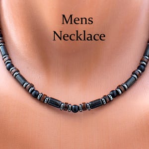 Chokerketting heren • Choker met kralen voor heren • Kralenketting heren • Onyx en hematiet • Hout en steen • Zwart en bruin • SD30
