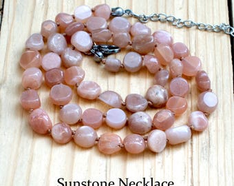 Collana con gemma di pietra del sole color pesca, elegante e scintillante, con perline, gioiello di tendenza, regalo per donna