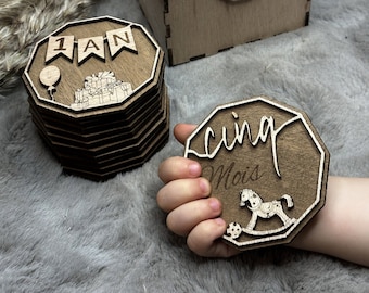 Wooden baby milestone cards - unique birth gift - evolving birth cards