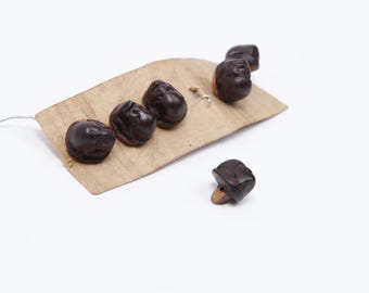 Set of 6 wooden head buttons - 1.5 x 1.2 x 1 cm - Wooden buttons in the shape of a head / Male warrior with face - Vintage - Dark brown