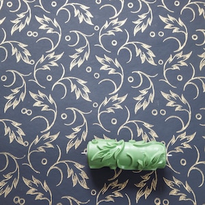Pattern roller / texture roller 1608 with pointed leaves in the style of the Baroque Baroque pattern - PVC 15cm / 6"
