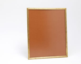 Marco de fotos minimalista en color dorado – Atemporal y elegante - 20 x 25 cm - cristal antirreflectante (26-0014)