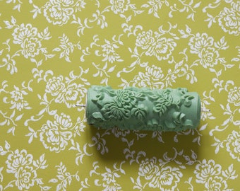 Pattern paint roller / structure roller / wallpaper roller 1632 with dense floral rose pattern - 15cm / 6"