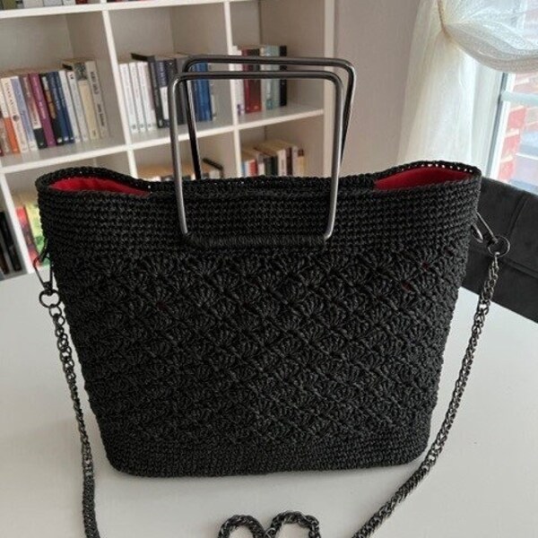 elegante Handtasche (gehäkelt) in Schwarz