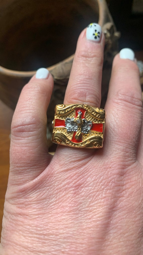 Knights Templar Masonic Cross and Crown Ring Size 8 - Gem