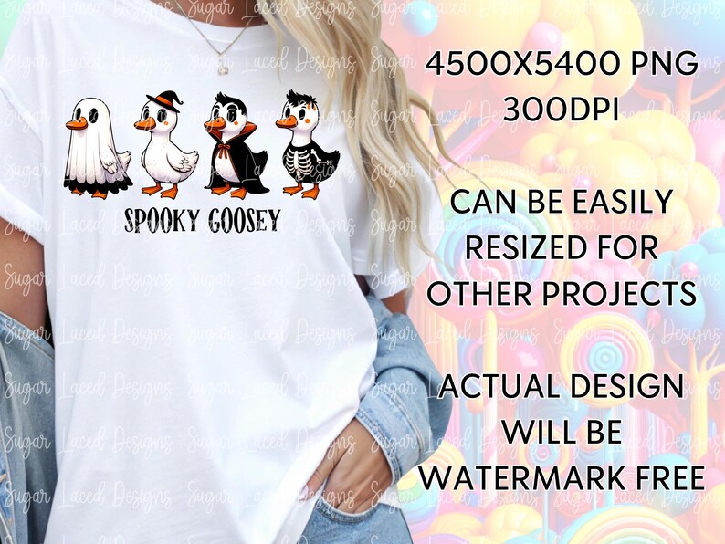 Pu&ograve; includere: T-shirt bianca con un design a tema Halloween. Presenta quattro oche dei cartoni animati vestite da fantasma, strega, vampiro e scheletro, con la scritta "Spooky Goosey" sotto. Ideale per Halloween.