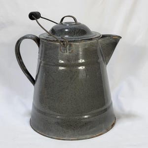 VTG Gray Granite Ware Enamelware Cowboy Camping 11" Coffee Pot Rustic Farmhouse