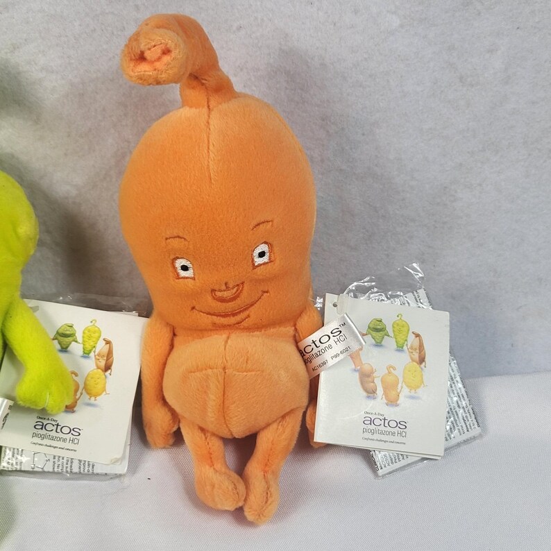 Actos Drug Rep Stuffed Animal Pharmaceutical Diabetes Advertising Plush Lot of 2 image 4