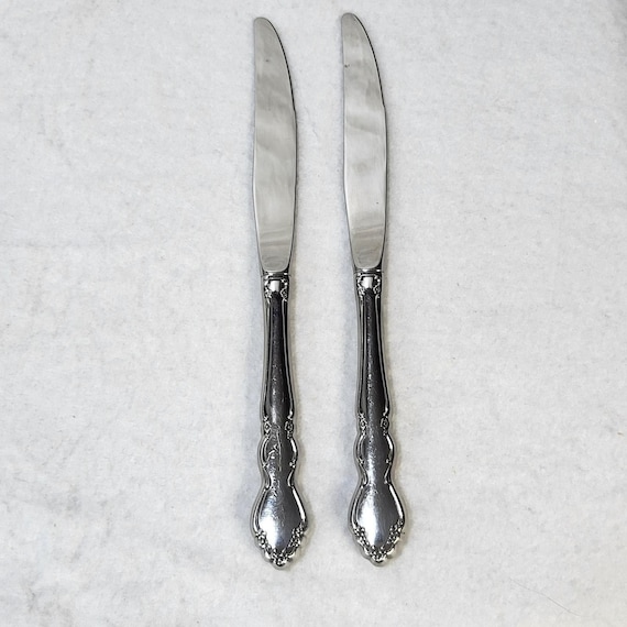 Oneida Dover Stainless Steel Dinner Knives Serrated Set of 2 9.25