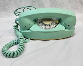 Teléfono antiguo The Princess Northern Electric de disco giratorio, color azul aguamarina, funcionando (Canadá)