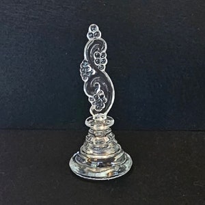 Pretty vintage glass perfume bottle