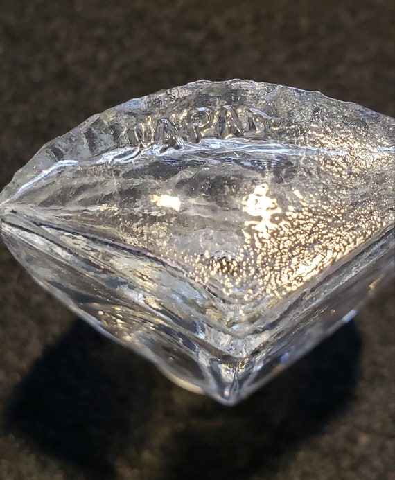 Set of 3 small perfume bottles on round tray - image 5