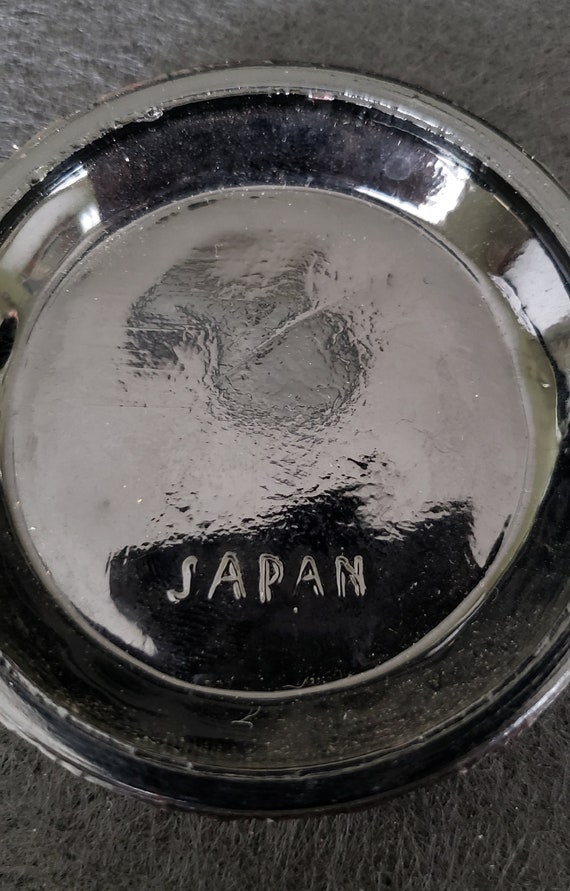 Set of 3 small perfume bottles on round tray - image 3