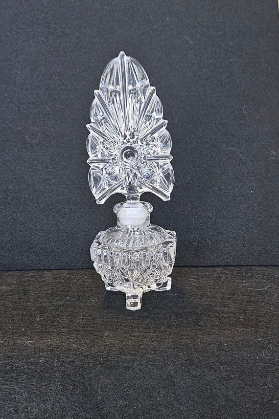 Imperial Glass Fan Stopper Perfume Bottle