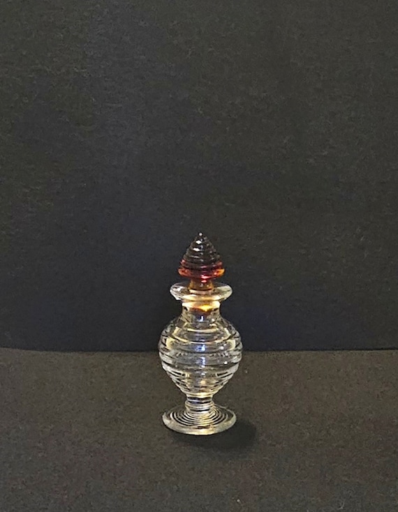 New Martinsville "Leota" Perfume Bottle