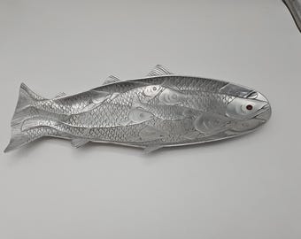 Vintage Arthur Court aluminum fish platter w carnelian eye 18&quot;