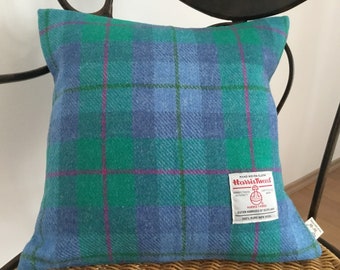 Kissenhülle aus original Harris Tweed,in flottem Frühlingstartan handgemacht