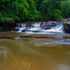Carter Falls (unten) Elkin, NC: Papier, Leinwand, Metall, Acryl Fotodruck, Landschaft Wanddeko, Große Wandkunst, Natur Moderne Wandkunst