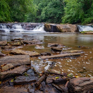 Carter Falls (unten) Elkin, NC: Papier, Leinwand, Metall, Acryl Fotodruck, Landschaft Wanddeko, Große Wandkunst, Natur Moderne Wandkunst