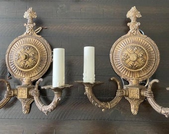 Antique Brass Wall Sconces Underwriters Laboratories Inc. Antique Light fixtures, Antique home decor, Rare find antique brass wall sconces