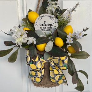 Country farmhouse Lemon door hanger, rustic farmhouse welcome lemon door hanger, country farmhouse kitchen decor, country wall porch decor