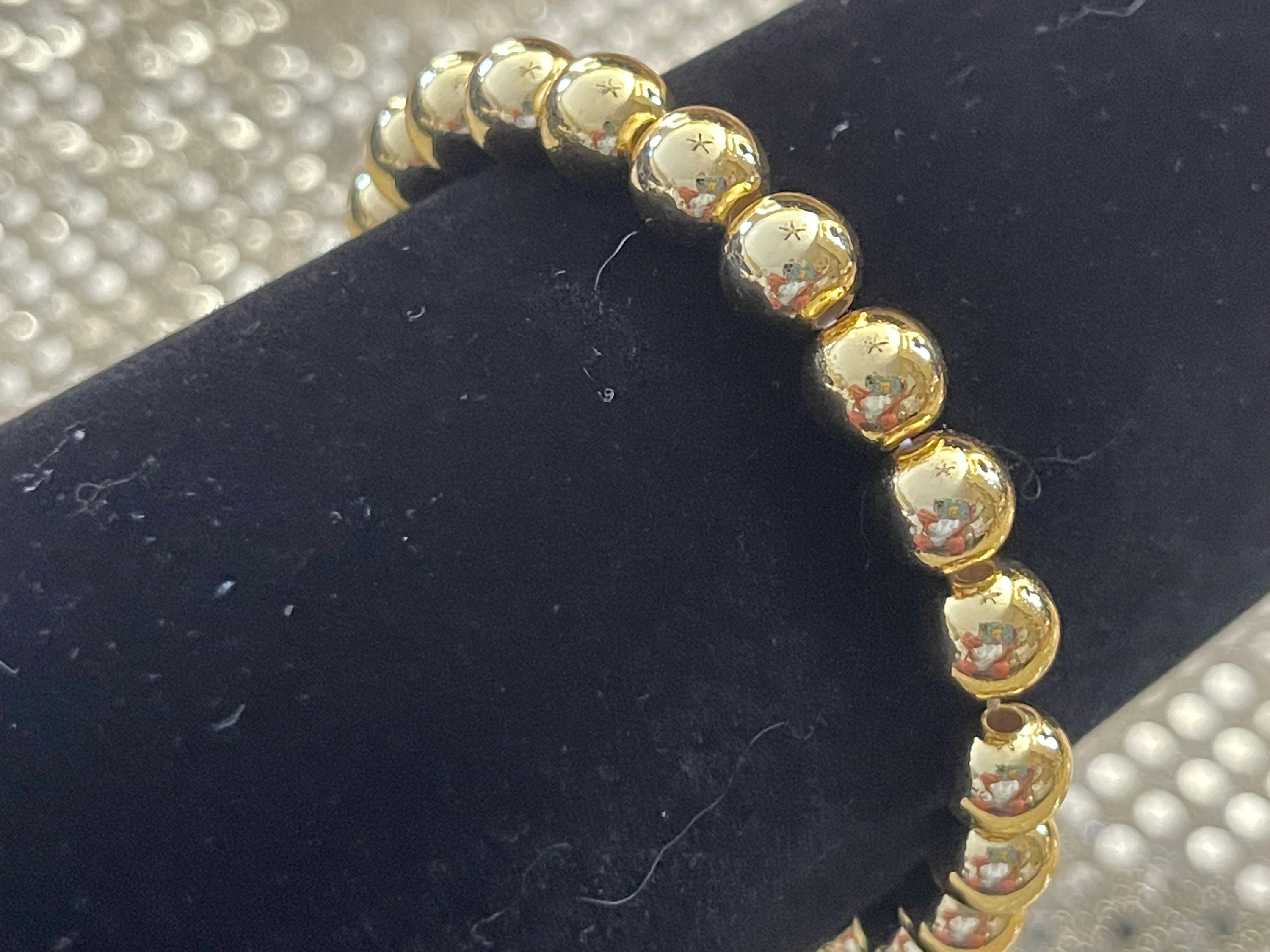 14k Gold Filled Beaded Bracelet. 8mm 14k Gold Filled Beads. 6mm Gold