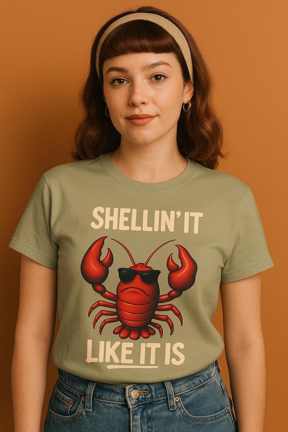 Funny Lobster Graphic Tee: Shellin' It Pun Shirt - Comfort Colors
