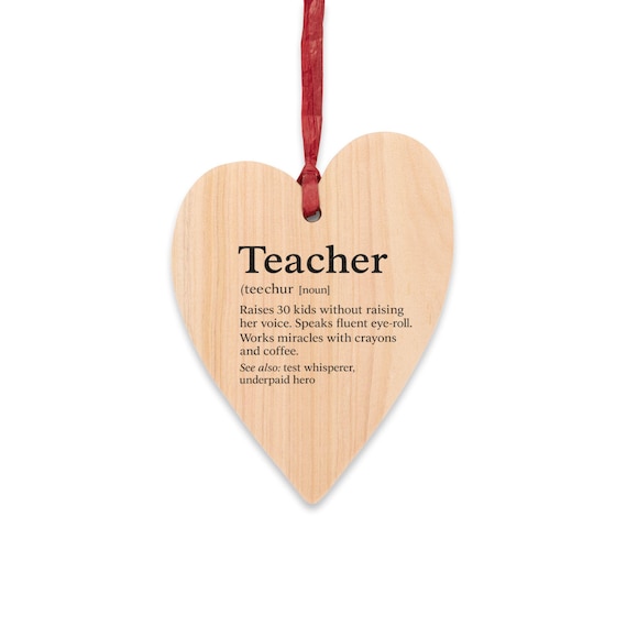 Handcrafted Heart-Shaped Wooden Ornaments for Teachers, Valentine's Day Gifts, Home Decor, Personalized Keepsakes, Festive Season Decor